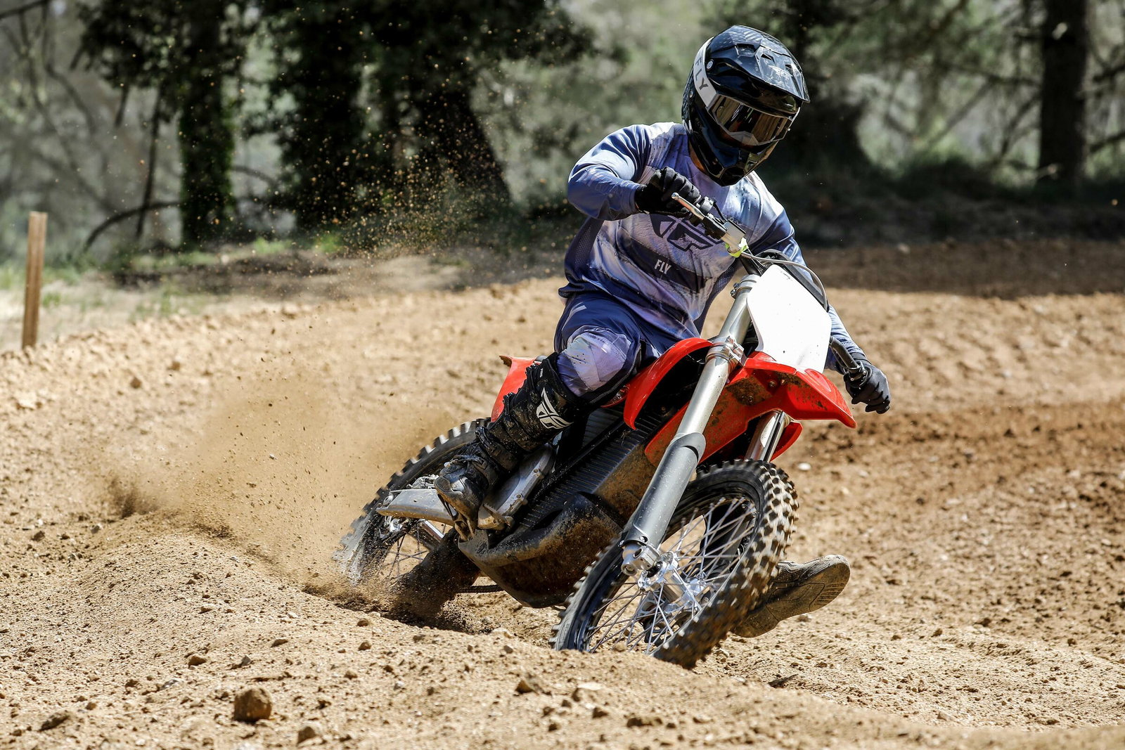 RacerX_StarkFuture_PressLaunch__I5A6686_0384