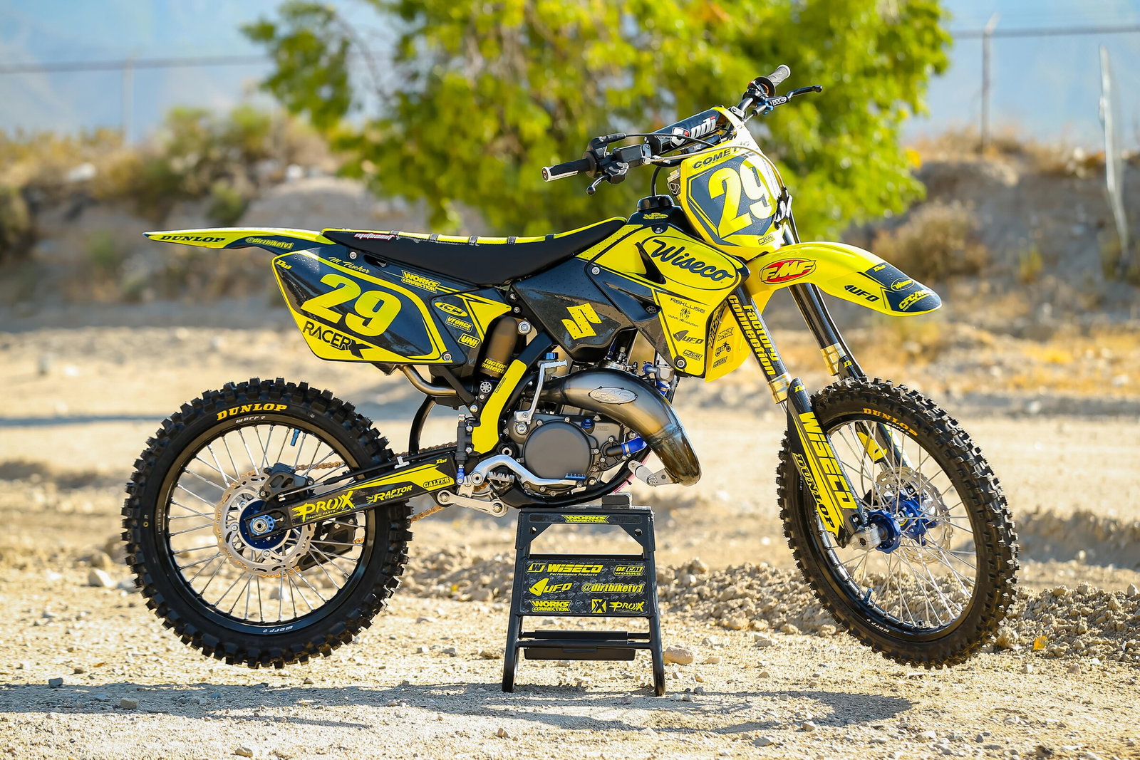 2003 Suzuki RM125 Rebuild Garage Build Video with Jay Clark - Racer X
