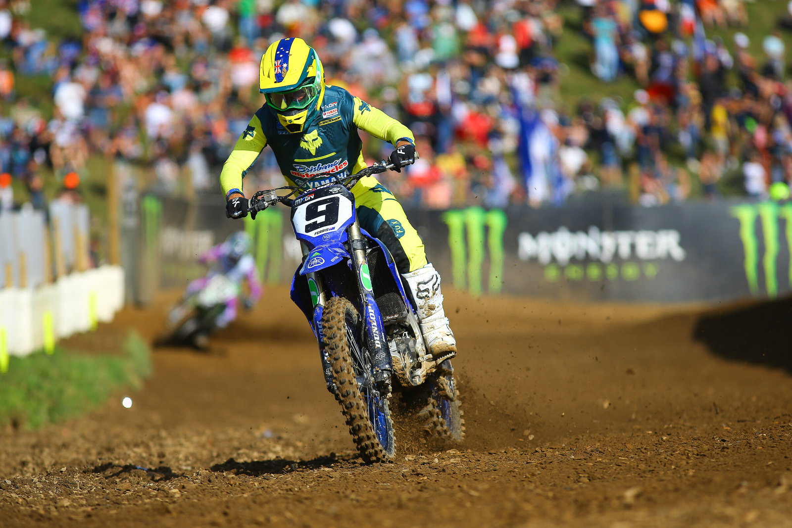 450 Words: Dean Ferris