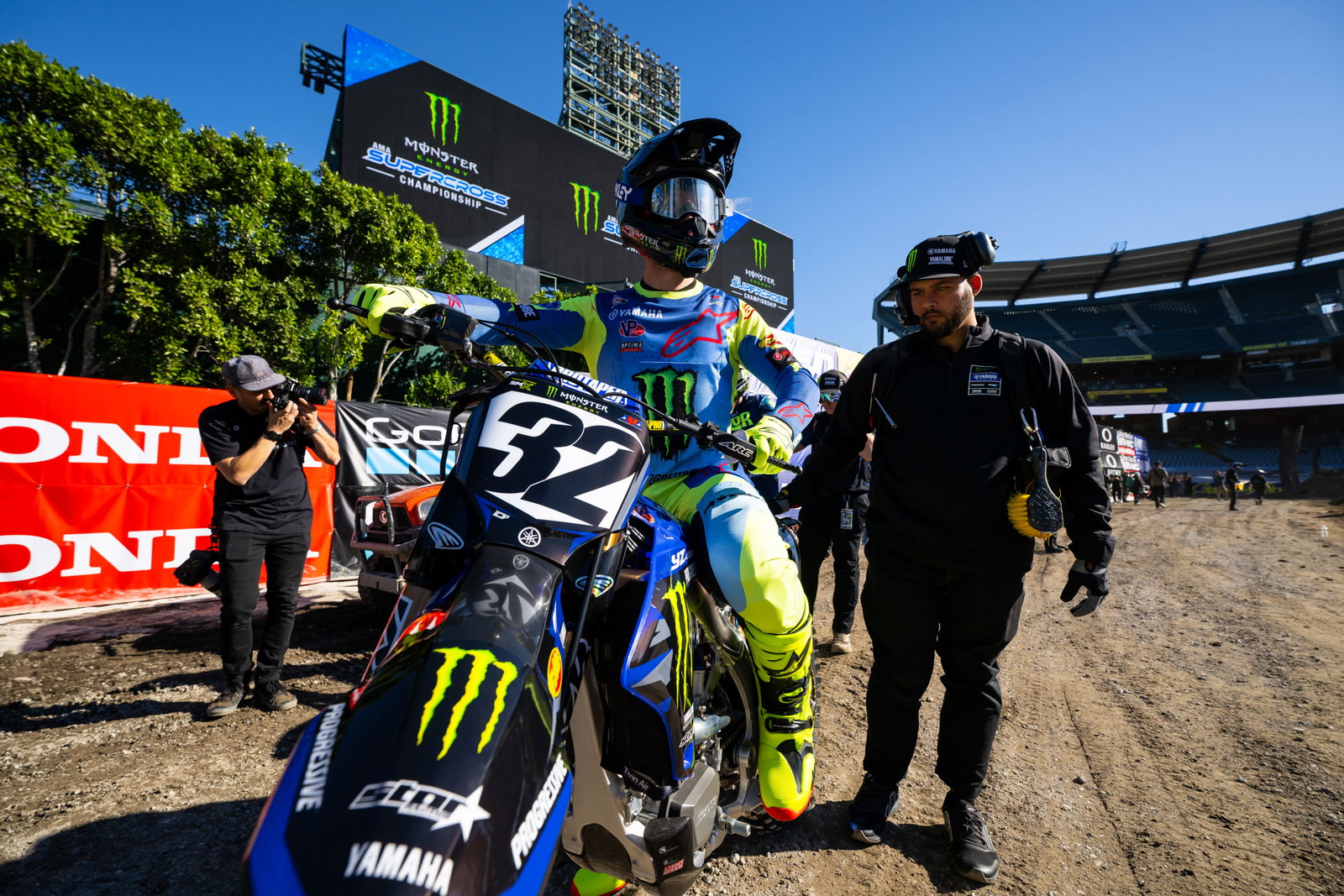 Exhaust Podcast: Justin Coooper
