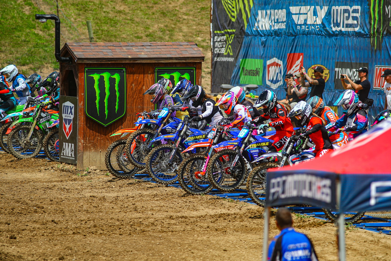 RaceWMX.com is the Source For Women’s Motocross (WMX) Championship, See Friday Race Day Schedule