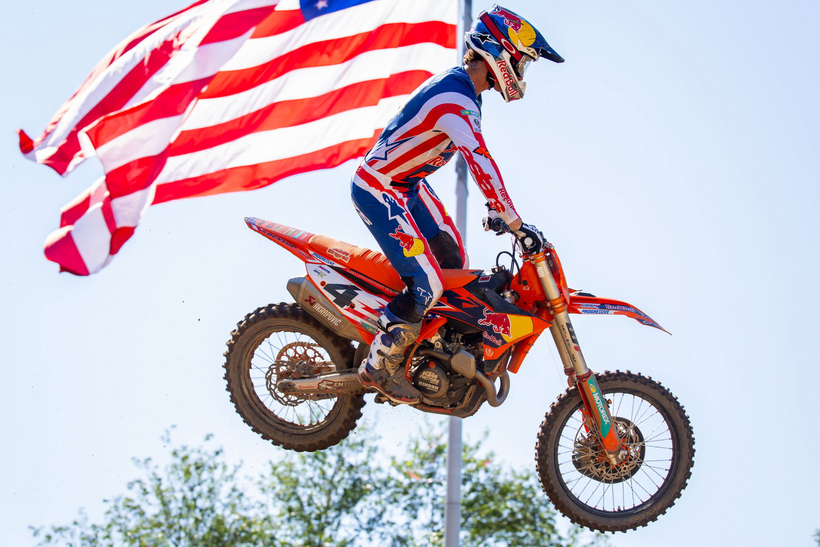 Chase Sexton's perfect day vaults him back into the points lead.