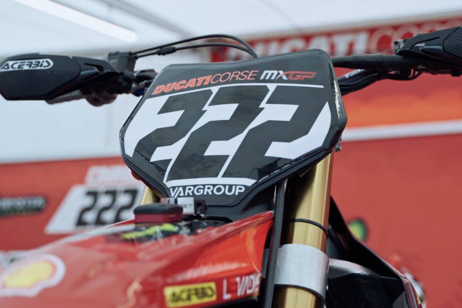 Watch: Tony Cairoli Tests a Ducati at Southwick. Plus Doug Henry!