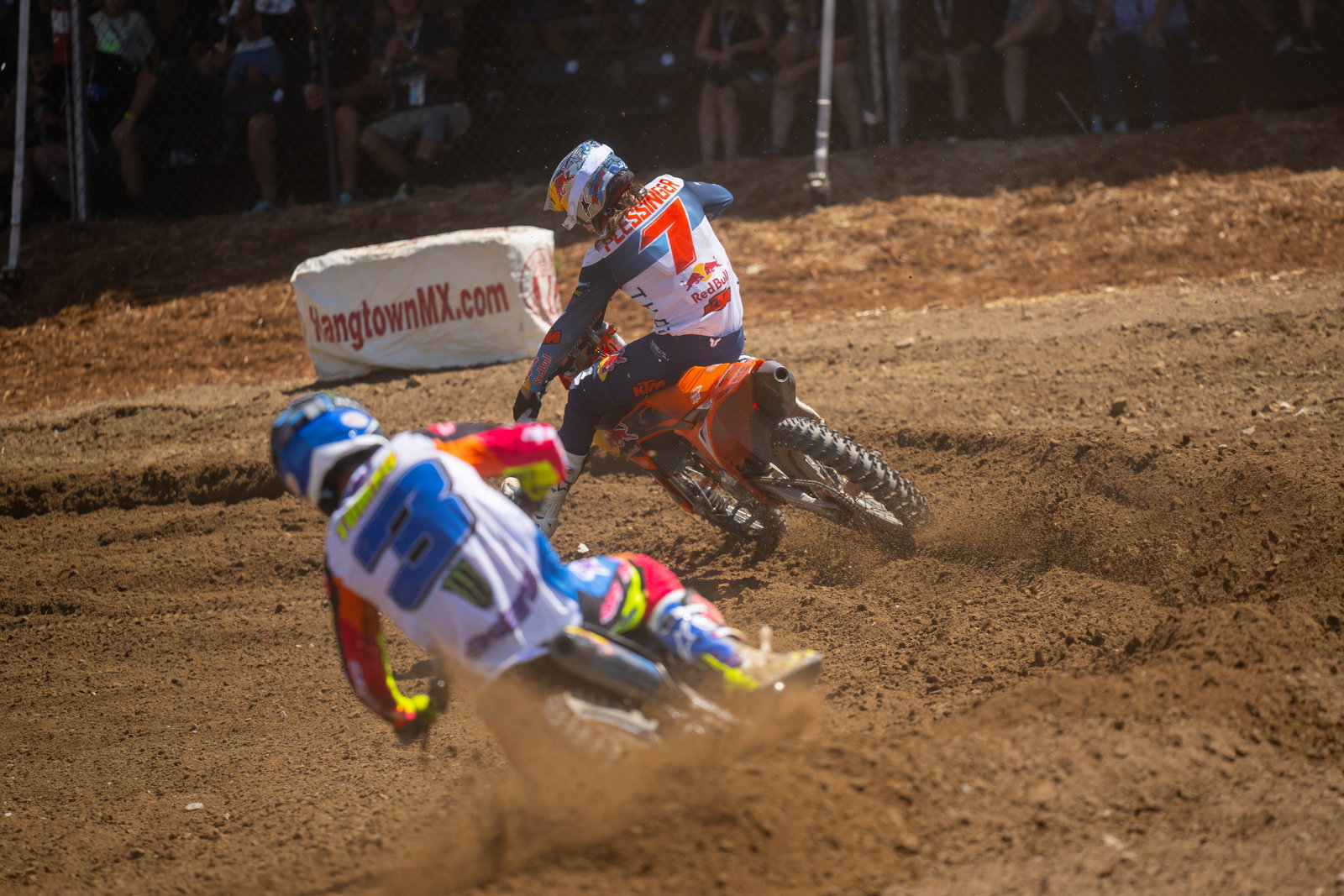 Is there a rider out there that could think clearly in this situation?