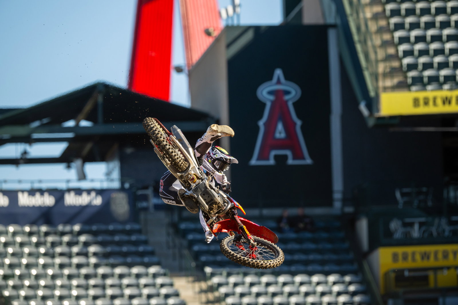 Anaheim 1 Supercross Photos
