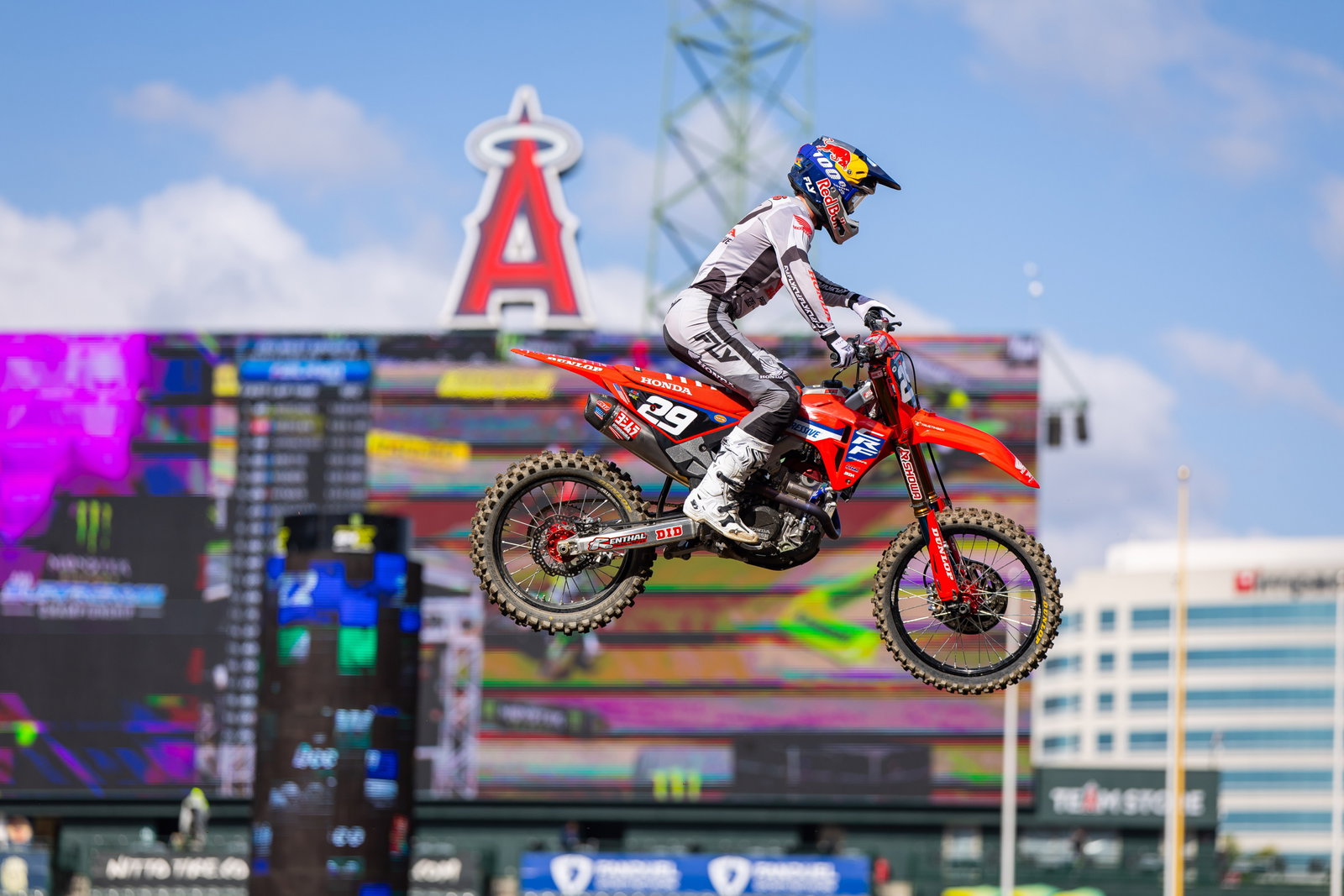 Honda: “Unlikely Chance Hymas Will Participate in Next Three Races” After Dislocated Shoulder at Anaheim 2 SX