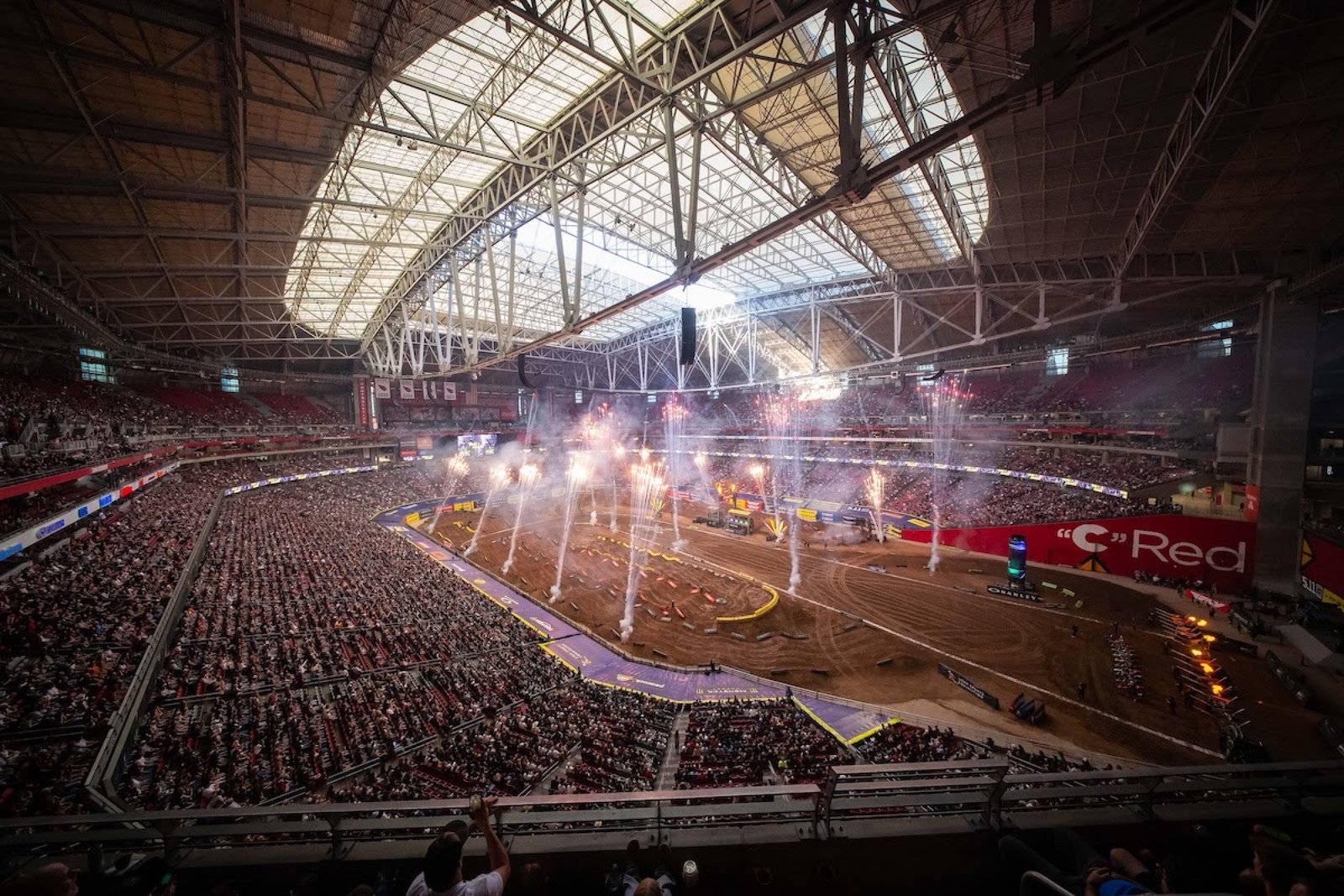 Roczen Becomes Fourth 450SX Race Winner in 2026 and Deegan Makes it Four in a Row at Glendale SX