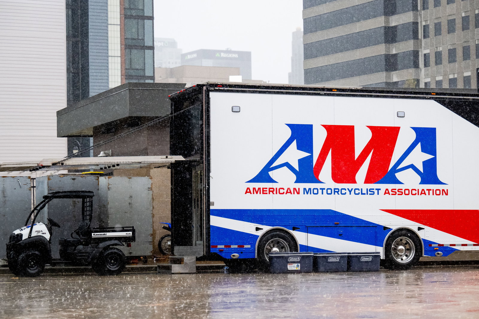 Following Arlington SX Incidents, AMA Changes Red Lead-In Light Color From Red to Yellow