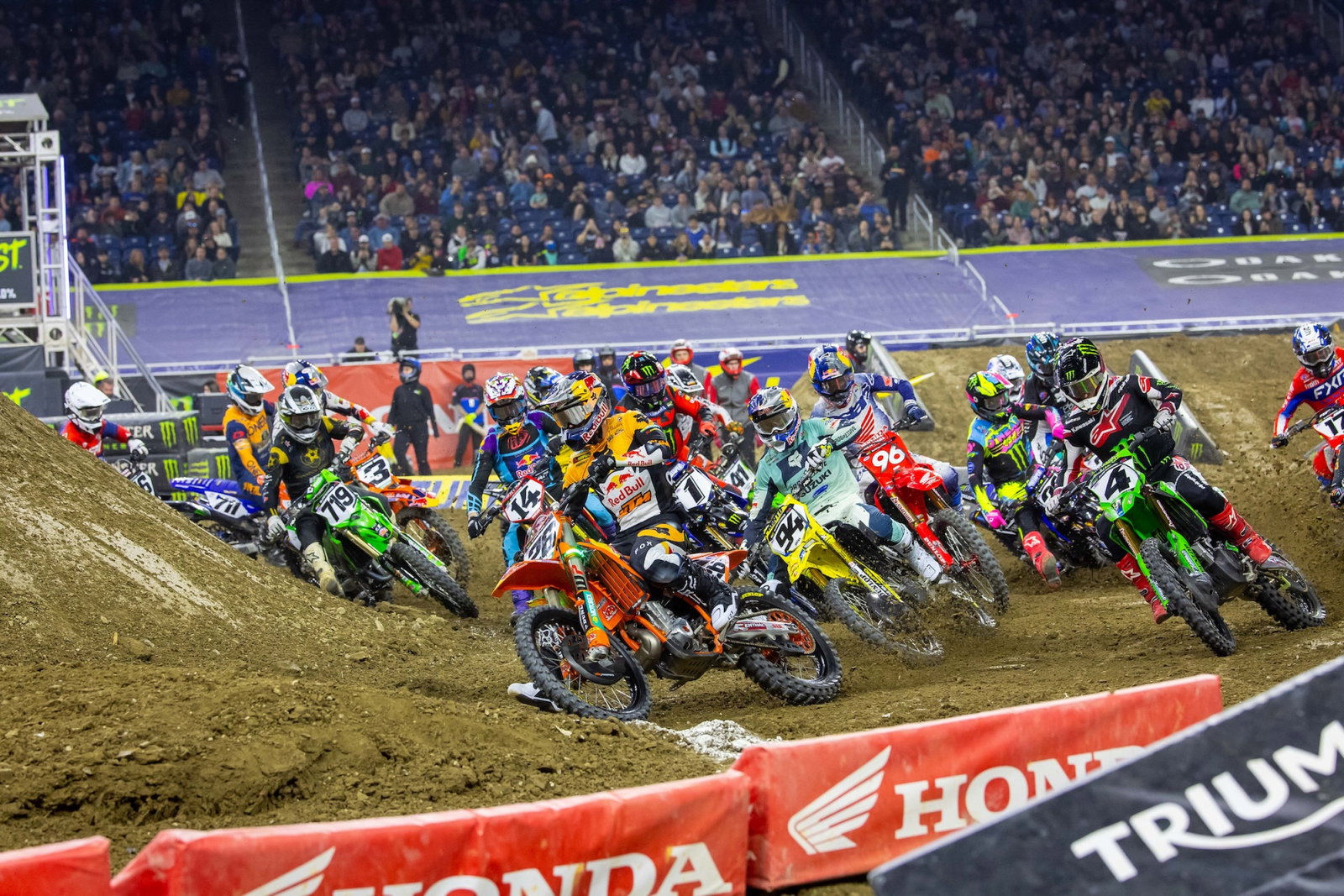 米国炎上 同時多発テロ サンケイスポーツ 2026 Detroit SX: Roczen and Davies Wins, Lawrence Crashes, Tomac