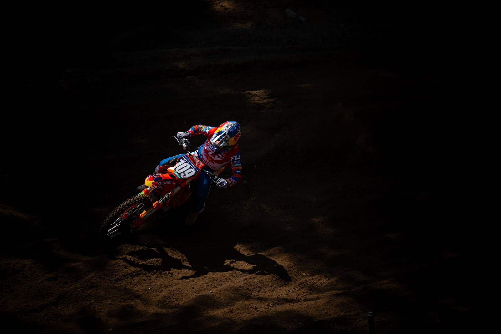 Watch: Coenen Brothers' Vlog from Southwick National, Where Sacha Broke His Collarbone and Still Won