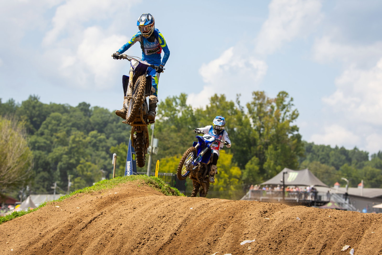 Loretta Lynn’s Daily Recaps: Thursday