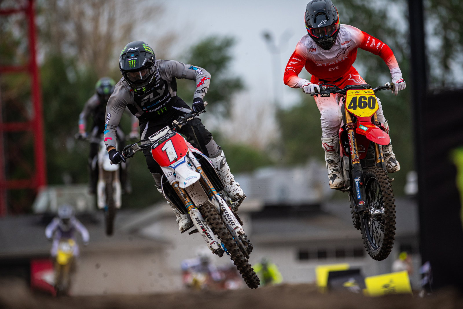 Anstie has switched teams for WSX this year because his new Rick Ware Racing team uses ClubMX Yamaha bikes, and Anstie will race for ClubMX in 2027. Either way, he's still winning. Michael Hicks (460) was quick on his electric Stark Future machine.