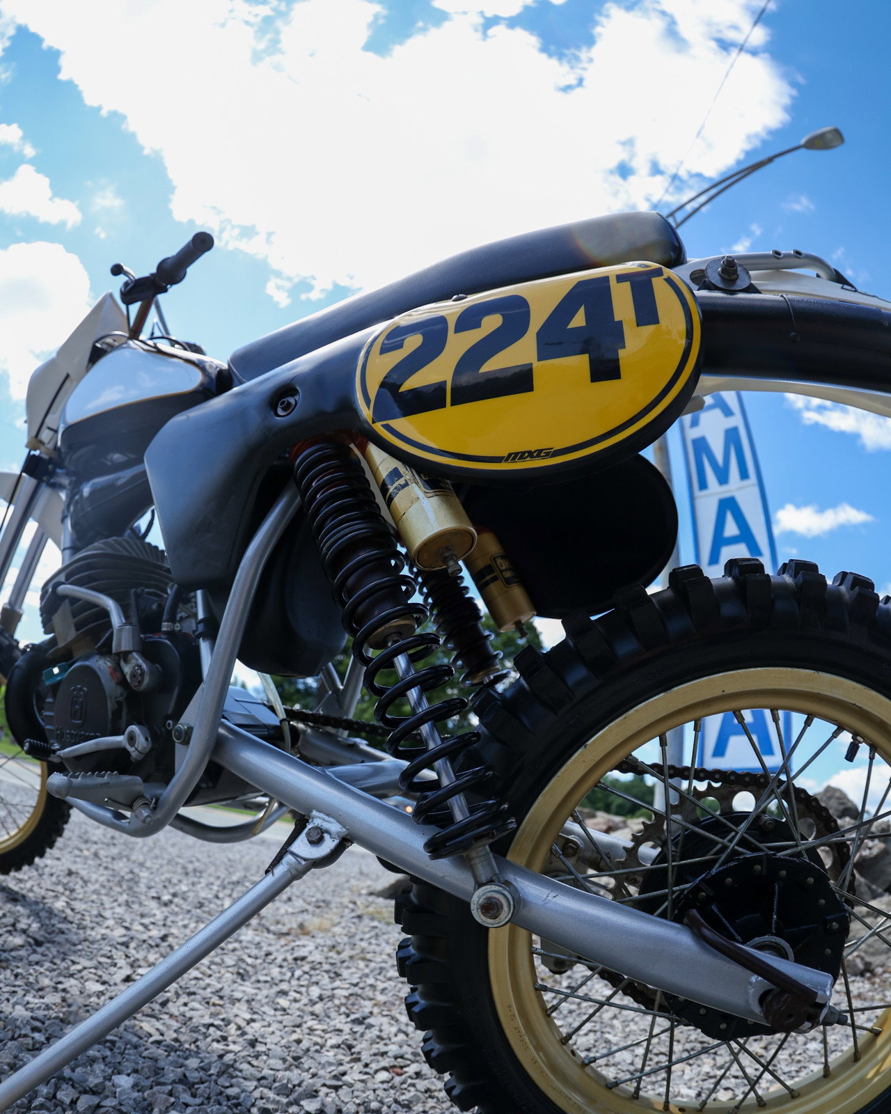 Ed_Lojak_1982_Husky_Replica-43