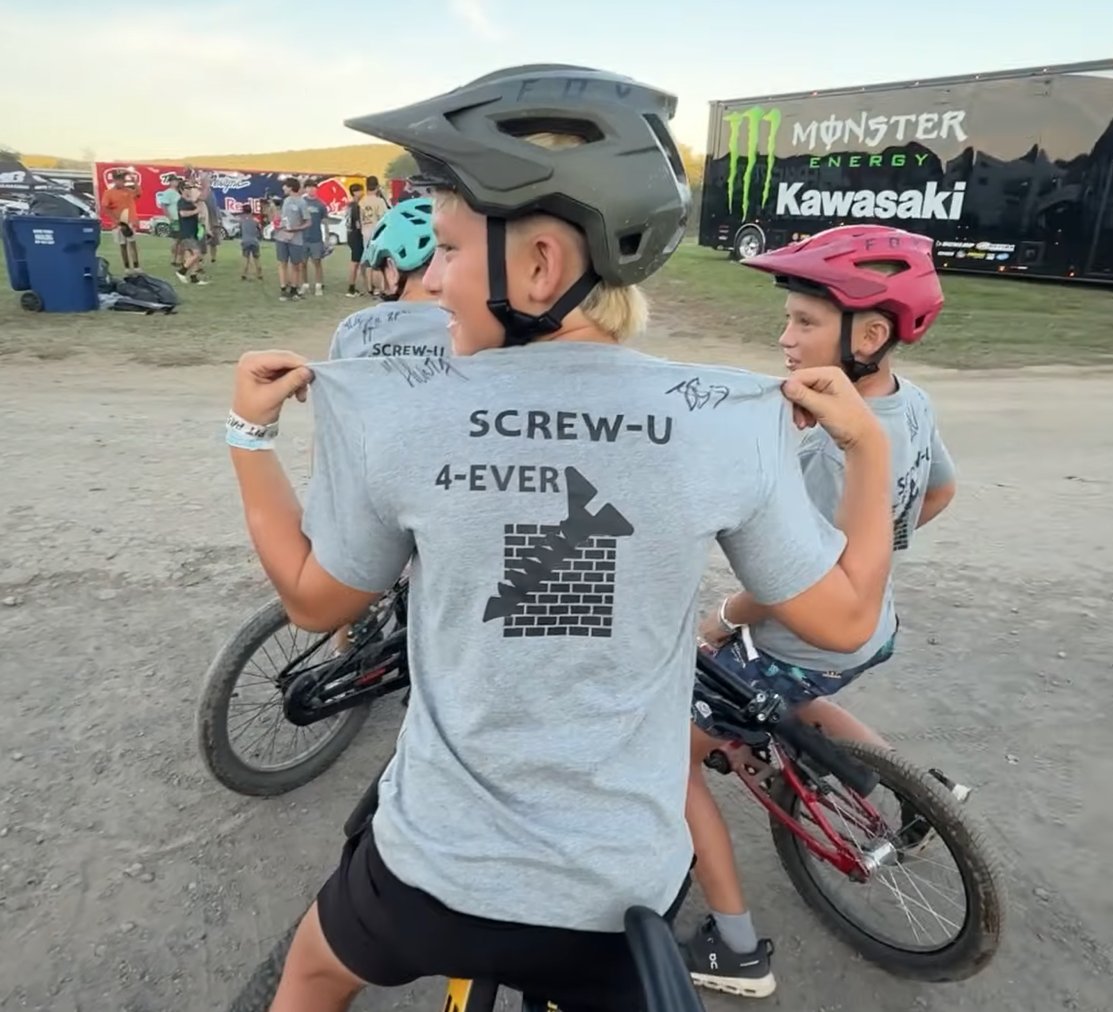 Screw-U