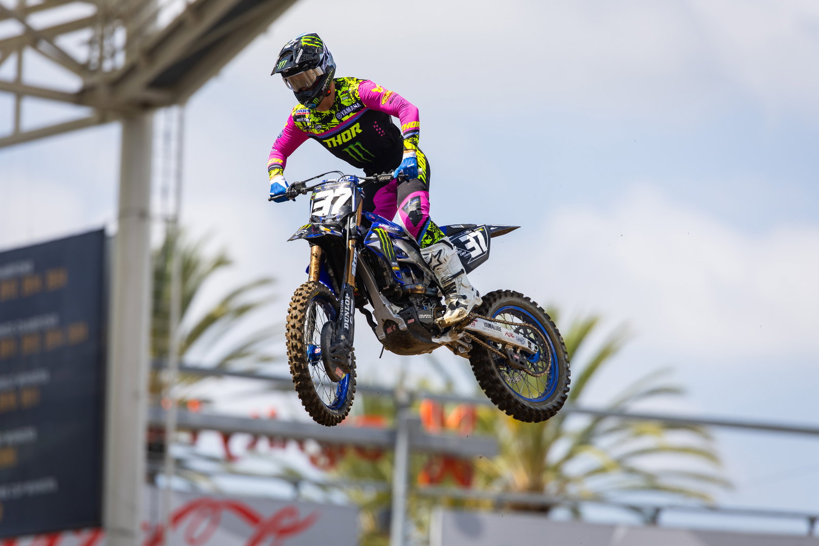 Cole Davies Suffers Crash and DNF in Moto Two in Carson SMX Playoff 2