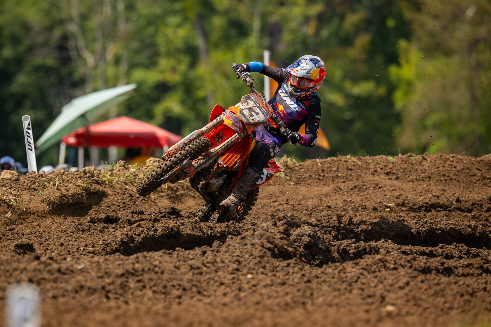 Julien Beaumer is now IN for Chance Hymas for Team USA at the Monster Energy FIM Motocross of Nations.
