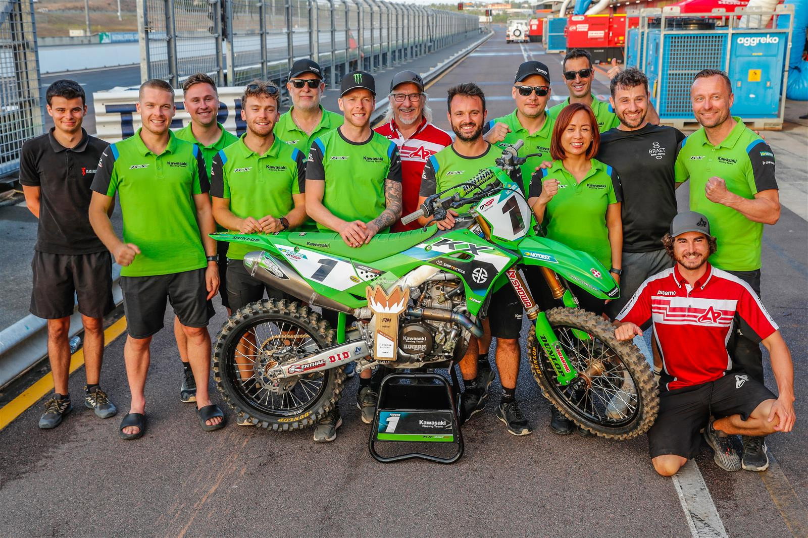 Romain Febvre and the Kawasaki crew.