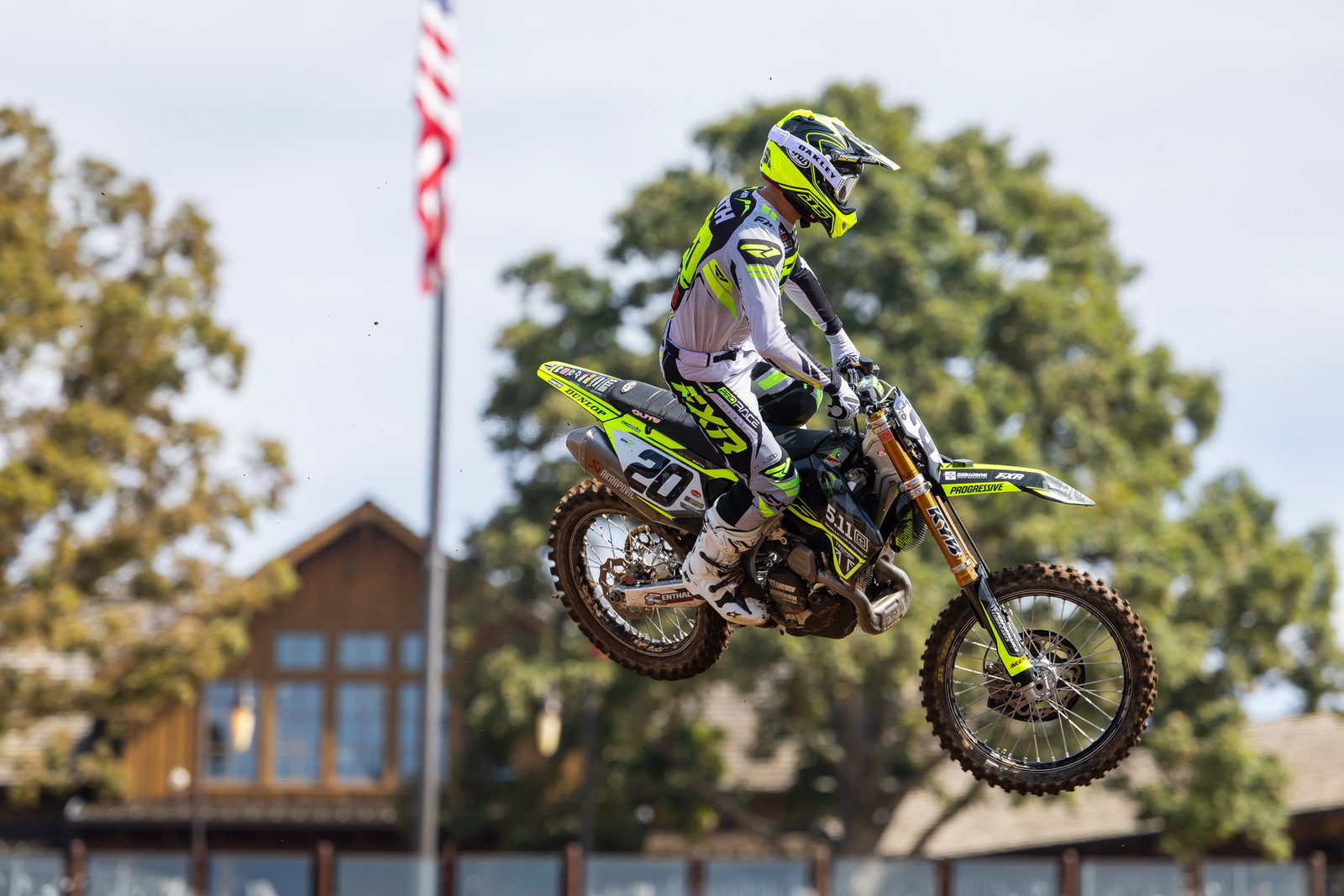 Jordon Smith probably enjoyed his Sunday golf a little more knowing he racked in over $100,000 from his top-ten SMX title payout.