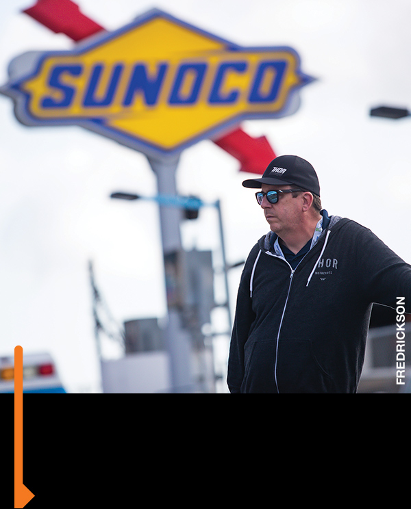 Jeff Canfield fills ’er up with Sunoco.