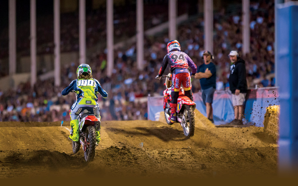 Battle between Josh Hansen and Ken Roczen