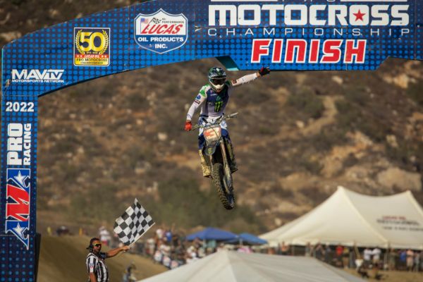 Eli Tomac goes 1-1 at the Pro Motocross finale to become the 2022 450 Class Champion. For the first time in his career, Tomac claimed both 450cc titles in AMA Supercross and Motocross in the same year, a feat not done since Ryan Dungey (KTM) did so in 2015.